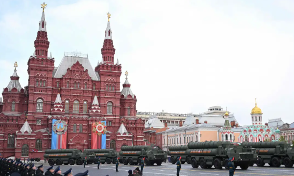 擒牛宝配资 80年前的这口气, 中俄要一起讨, 没有悔改之心的日本, 竟倒打一耙