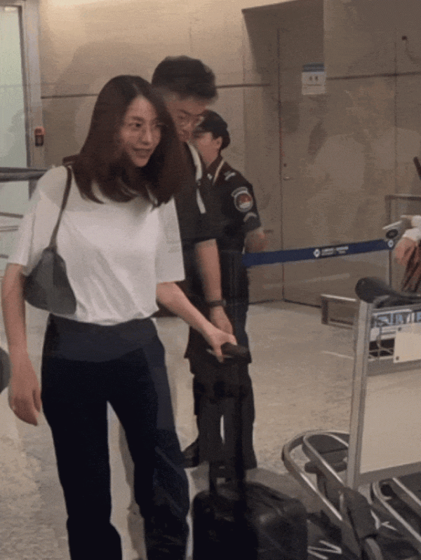 盒马配资 最近很火的发型，原来这么简单！